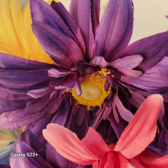 Artificial Gerbera Daisy Flower Stems In Yellow, Purple, Pink, Blue Wreath Arran - Picture 4 of 10